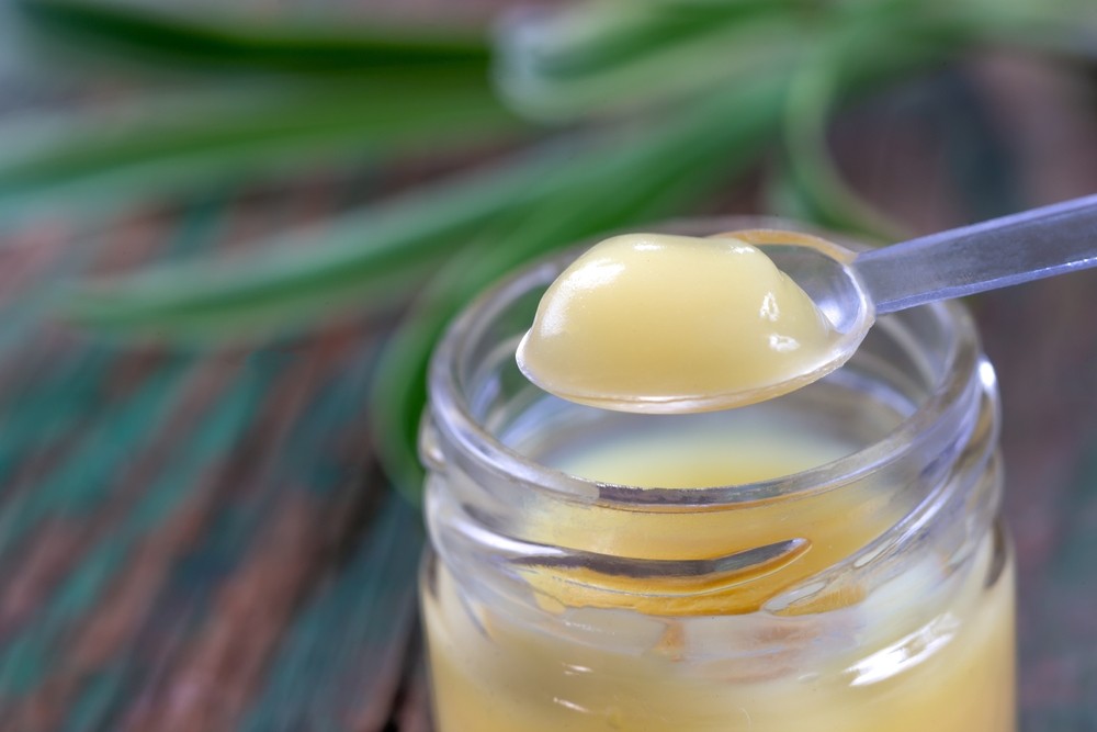 蜂王乳什麼人不能吃？蜂王乳確實具有多種健康益處，但也並非適合每個人